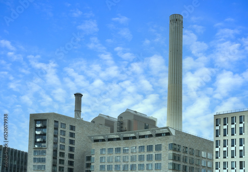 power plant in Frankfurt, high smokestacks in power stations and environmental harm caused by pollutant emissions, Community Concerns and Rising Utility Costs