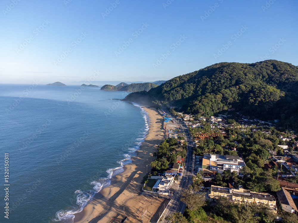 Fototapeta premium The wonderful Boiçucanga, a beach village on the coast of São Paulo