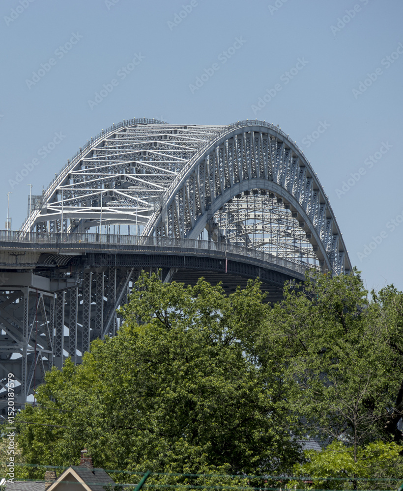 Obraz premium view of new bayonne bridge between new jersey and staten island new york city suspension roadway highway with cars traffic commute