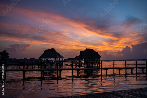 Conjunto de vistas y paisajes de la laguna de Bacalar, Quintana Roo