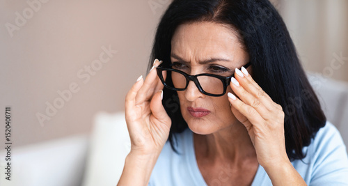 Photos Poor Eyesight Concept