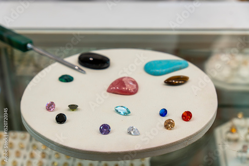   semi-precious stones are found in Misiones Argentina, gems display