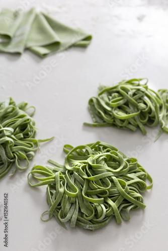 Spinach pasta. Linguine.