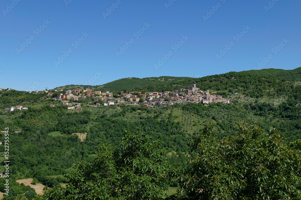 Obraz premium A small Italian village in the mountains of the province of Frosinone.