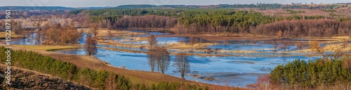 Wiosna nad rzeką Drwęcą.