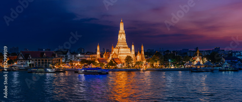Photography Beautiful Wat Arun ratchawararam at sunset in Bangkok Thailand, amazing night vi