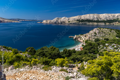 Fototapeta Naklejka Na Ścianę i Meble -  Panoramic view of the town of Baska from the mountain trail from Baska to Vela Luka beach