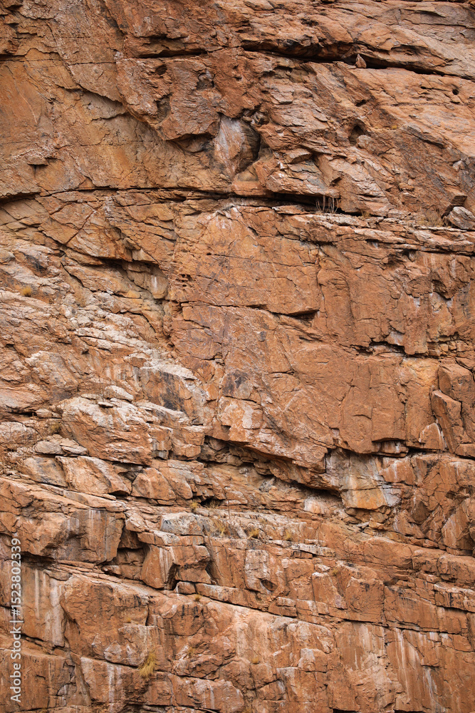 Fototapeta premium Lines and textures in rocks of mountain cliff