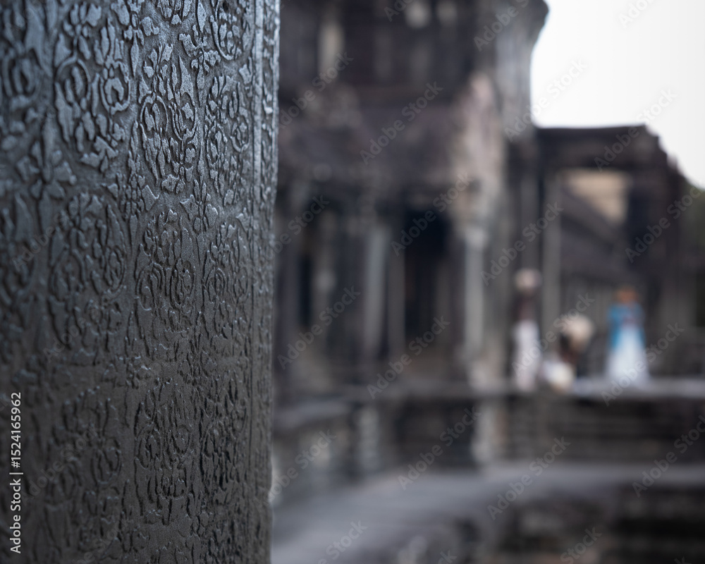 Obraz premium Ancient temples of the abandoned city of Angkor, near the city of Siem Reap, Cambodia