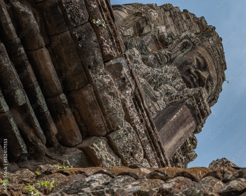 Obraz premium Ancient temples of the abandoned city of Angkor, near the city of Siem Reap, Cambodia