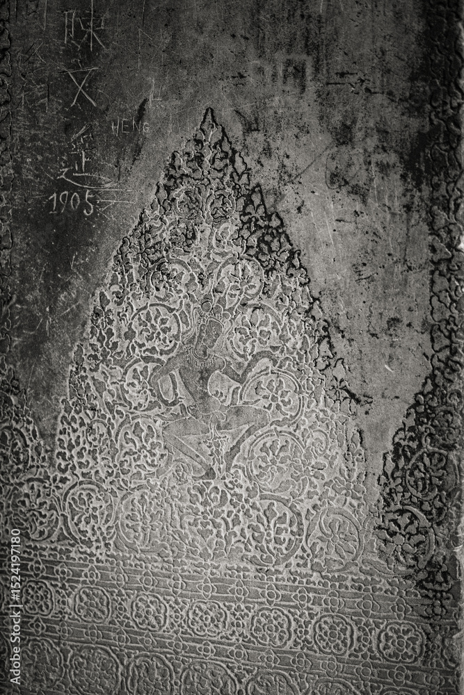 Obraz premium Ancient temples of the abandoned city of Angkor, near the city of Siem Reap, Cambodia