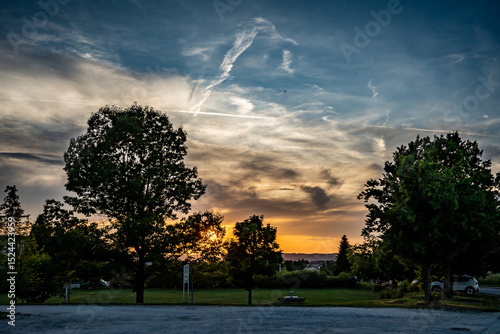 Sonnenuntergang mit dramatischer Wolkenstimmung in Geinberg photo
