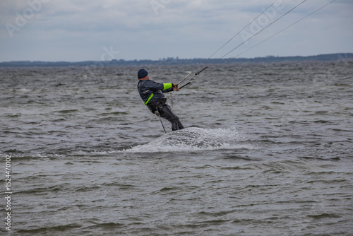 Kitesurfer auf der Ostsee