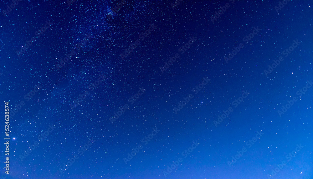 Fototapeta premium 静かな藍色の夜空に星が瞬くシンプルな背景 Simple Starry Night Sky with Subtle Twinkle on Indigo Gradient Background 