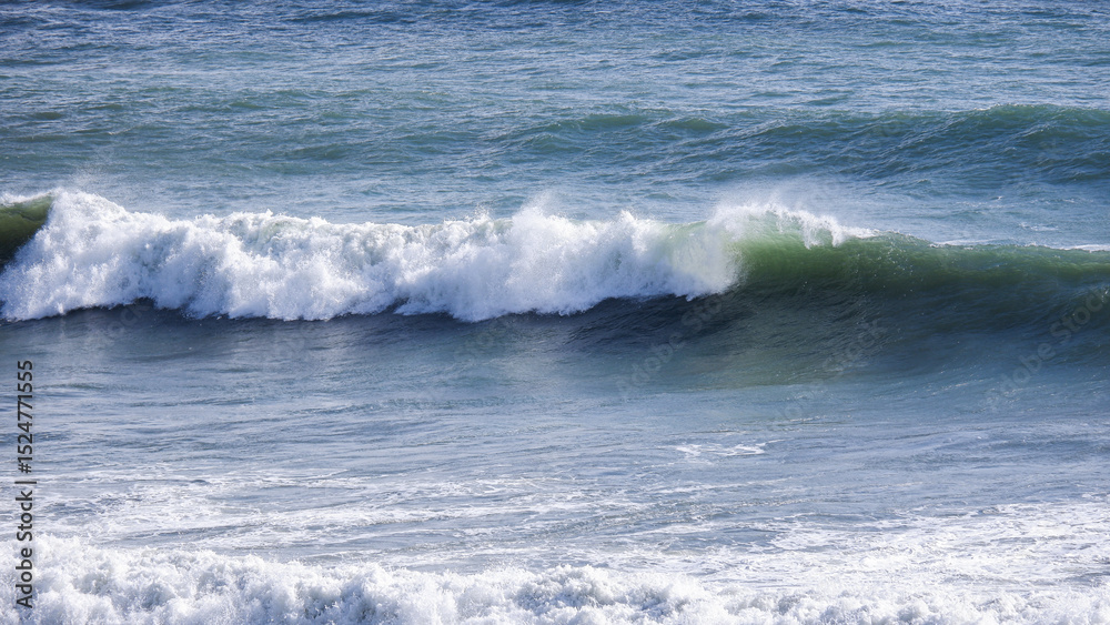 Dramatic images of waves in the ocean Dramatic images of waves in the ocean