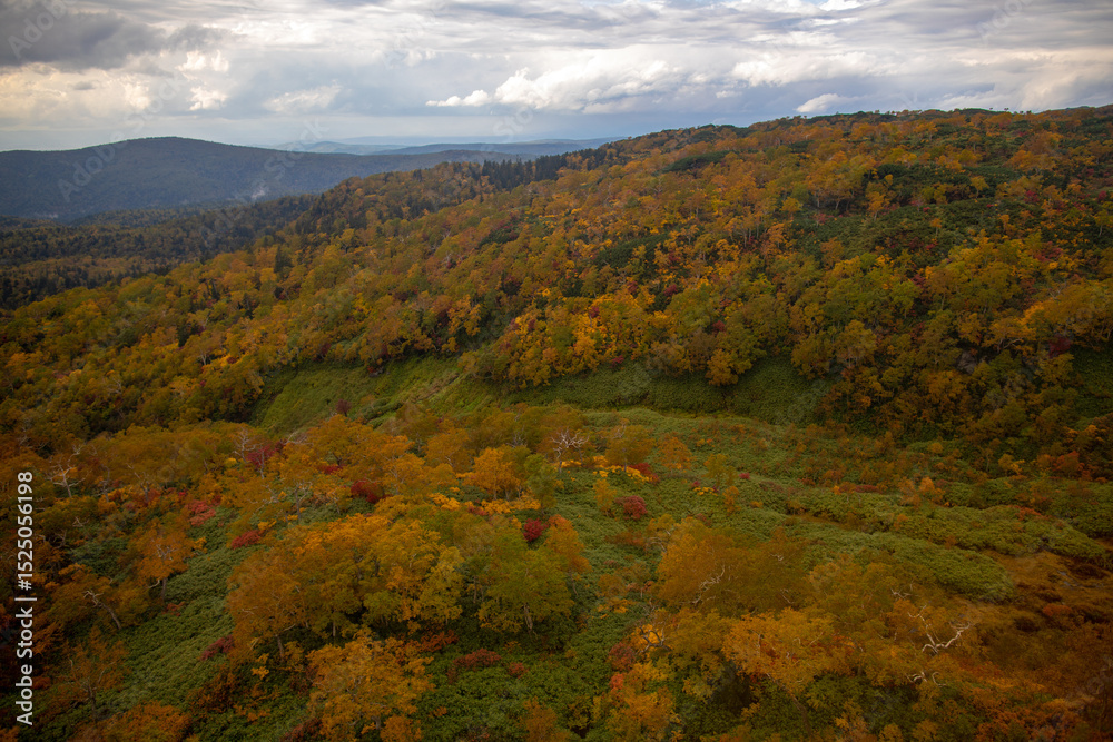 Fototapeta premium Autumn landscape of Asahidake, Asahikawa, Hokkaido, Japan