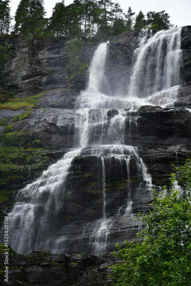 Fototapeta premium waterfall in the mountains