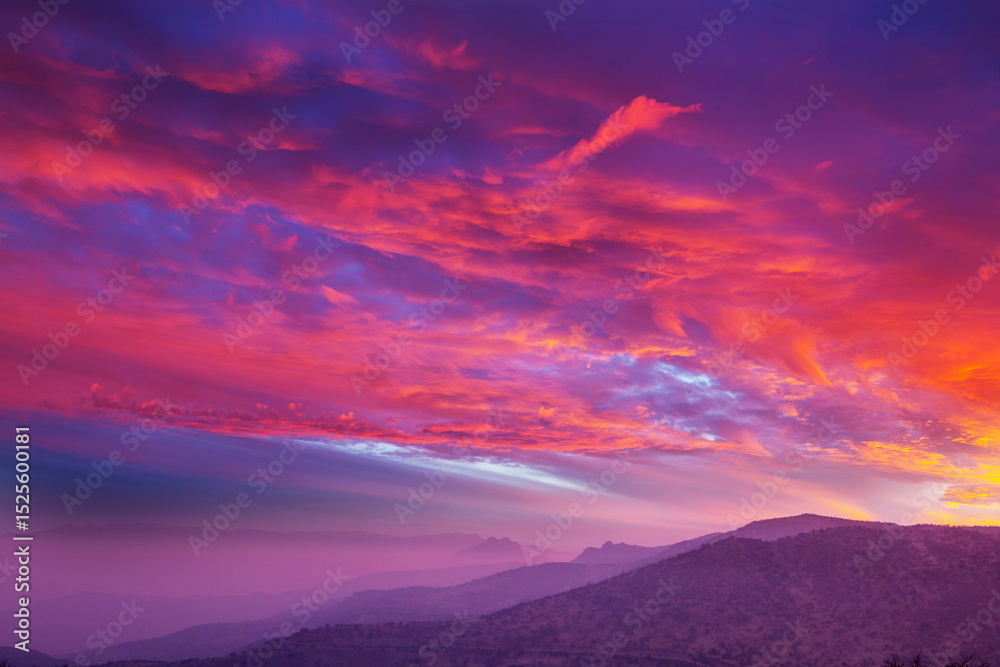 Obraz premium Mountains on sunset