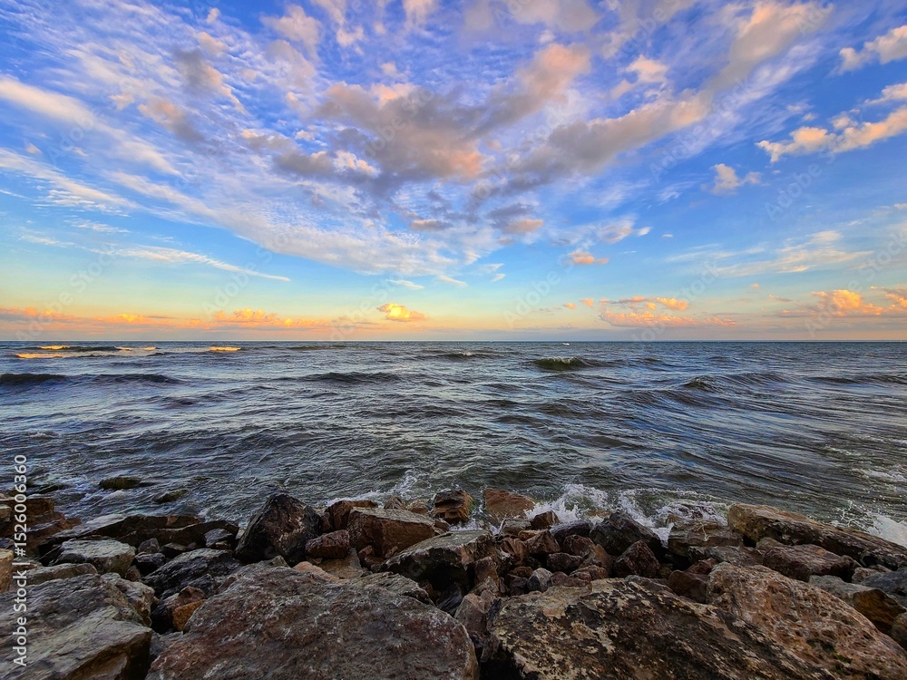 Obraz premium sunset over the sea