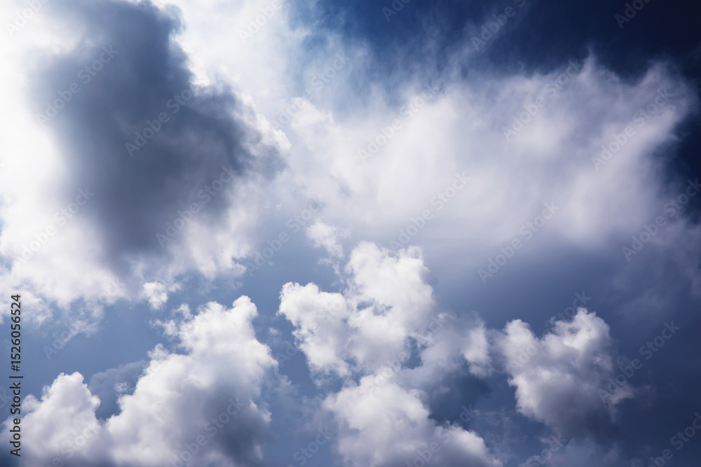 Fototapeta premium Sky landscape with clouds in pastel colors