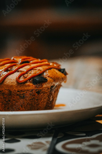 chocolate chip muffin