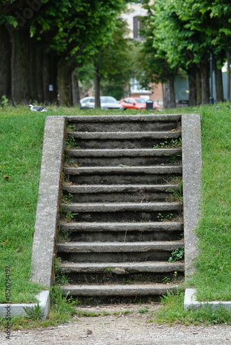 Wallpaper Mural stone steps in the park Torontodigital.ca
