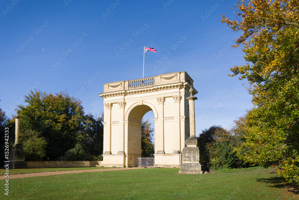 Fototapeta premium Corinthian Arch at Stowe, Buckingham, Buckinghamshire UK