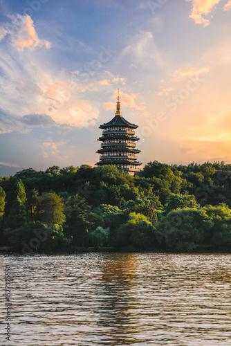 Vászonkép Leifeng Pagoda at West Lake, Hangzhou under the twilight