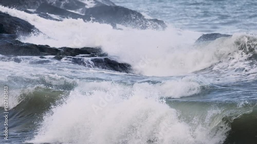 Wallpaper Mural Waves Crashing on Rocks at Charlesworth Bay Torontodigital.ca