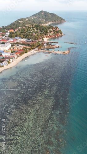 Fototapeta Naklejka Na Ścianę i Meble -  Southern coastline of Koh Phangan