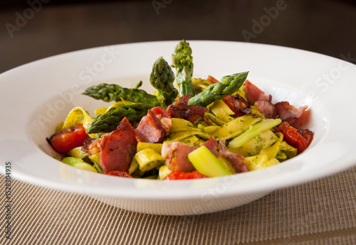 stir fried asparagus with bacon