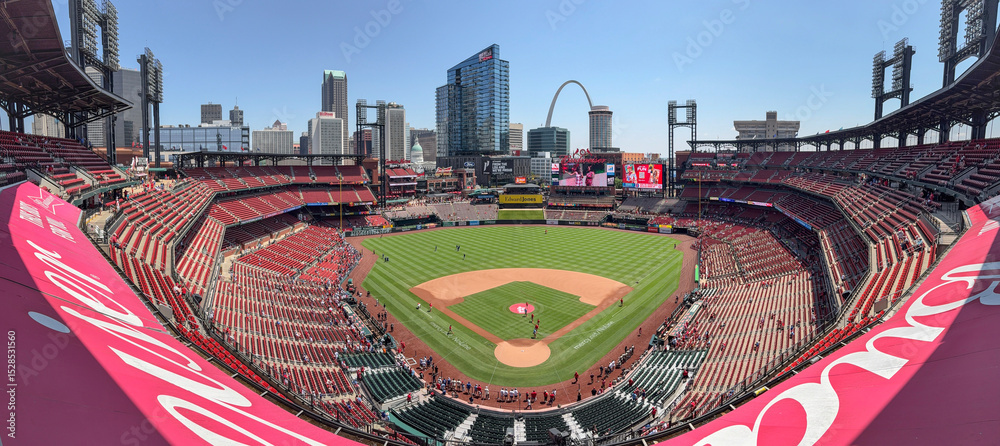 Obraz premium Busch Stadium panorama, home of the St. Louis Cardinals. Busch Stadium has been home to the MLB Cardinals since 2006.
