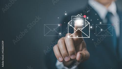 Tableau sur toile hand shows open mail newsletter notification