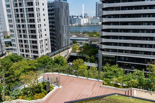 東京浜松町のペデストリアンデッキからの風景