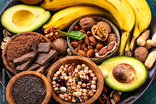 Products containing natural magnesium Mg