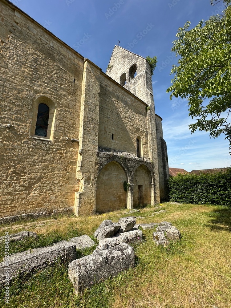 Fototapeta premium L'église Saint-Martin d'Ajat