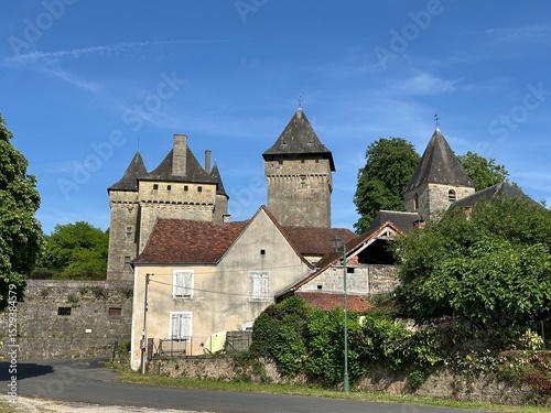 Château de Badefols-d'Ans
