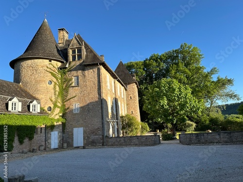 Château la Chabroulie à Ayen