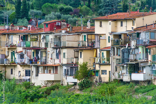 Popular peripheral housing photo