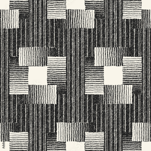 Monochrome Grain Floral Square Dot Pattern