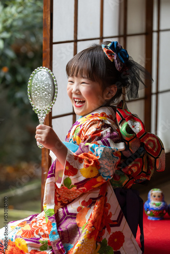 七五三7歳の着物のかわいい女の子