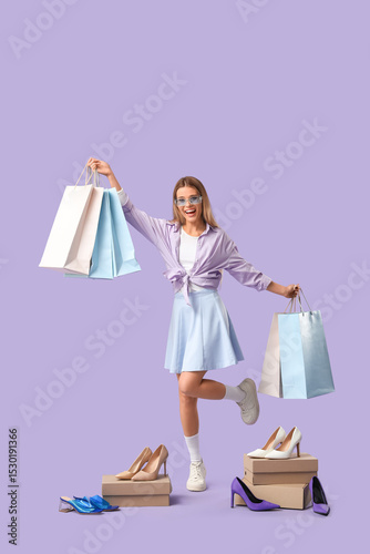 Stylish young woman with sh...