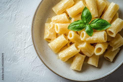Rigatoni carbonara pasta.