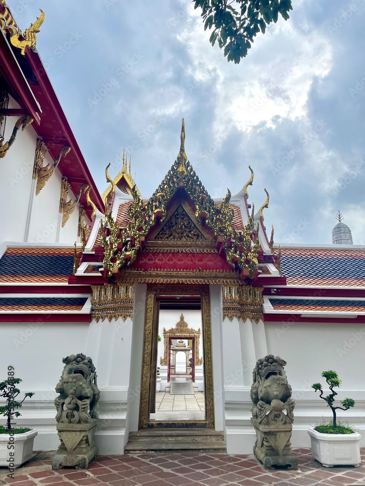 Naklejka premium Wat Pho or Pho temple, an ancient temple, Buddha, Wat Phra Chetuphon Wimon Mangkhalaram, Buddhism, religion, architecture, exterior, Bangkok, Thailand, Thailand Destination