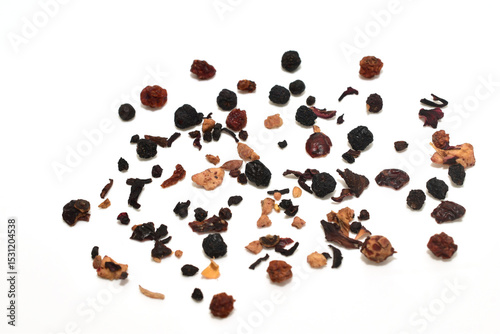 Fruit and berry tea consisting of combined dried fruits and berries.