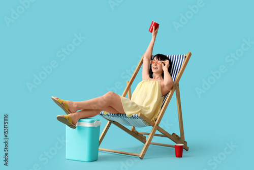 Young woman with portable f...