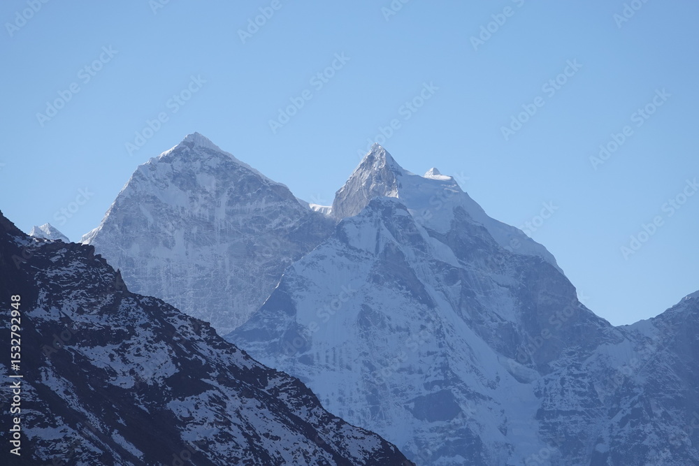 Fototapeta premium View on Nuptse and Lhotse, Nepal