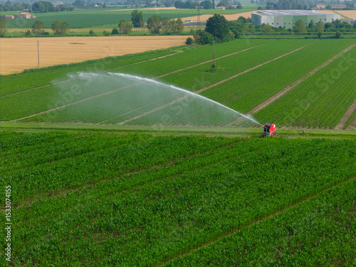 IRRIGAZIONE MECCANIZZATA CON IRRIGATORE A GETTO