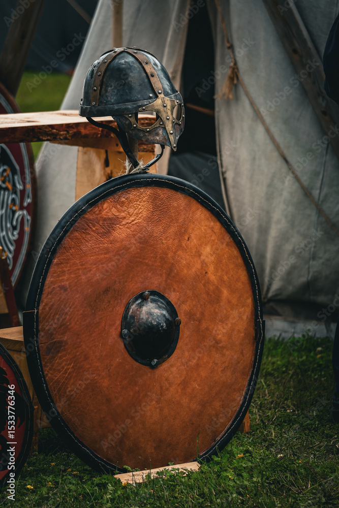 Naklejka premium viking shield at medieval festival