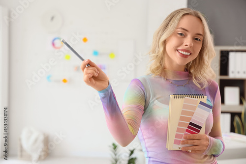Female interior designer wi...
